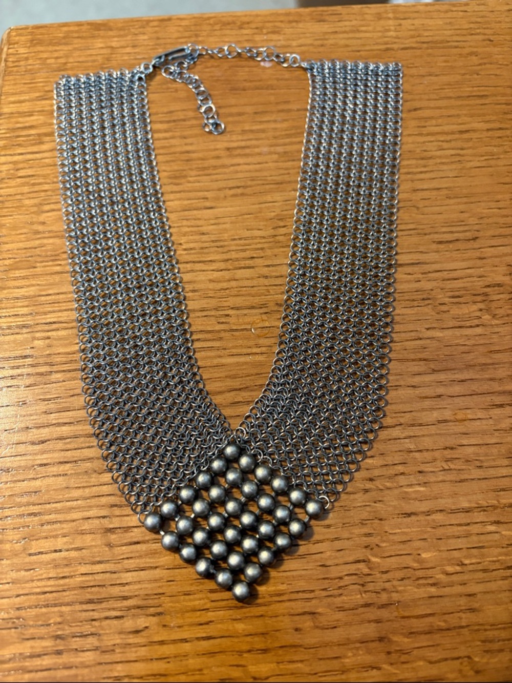 Source Unknown Silver-Tone Chainmail Bib Necklace with Beaded Accent